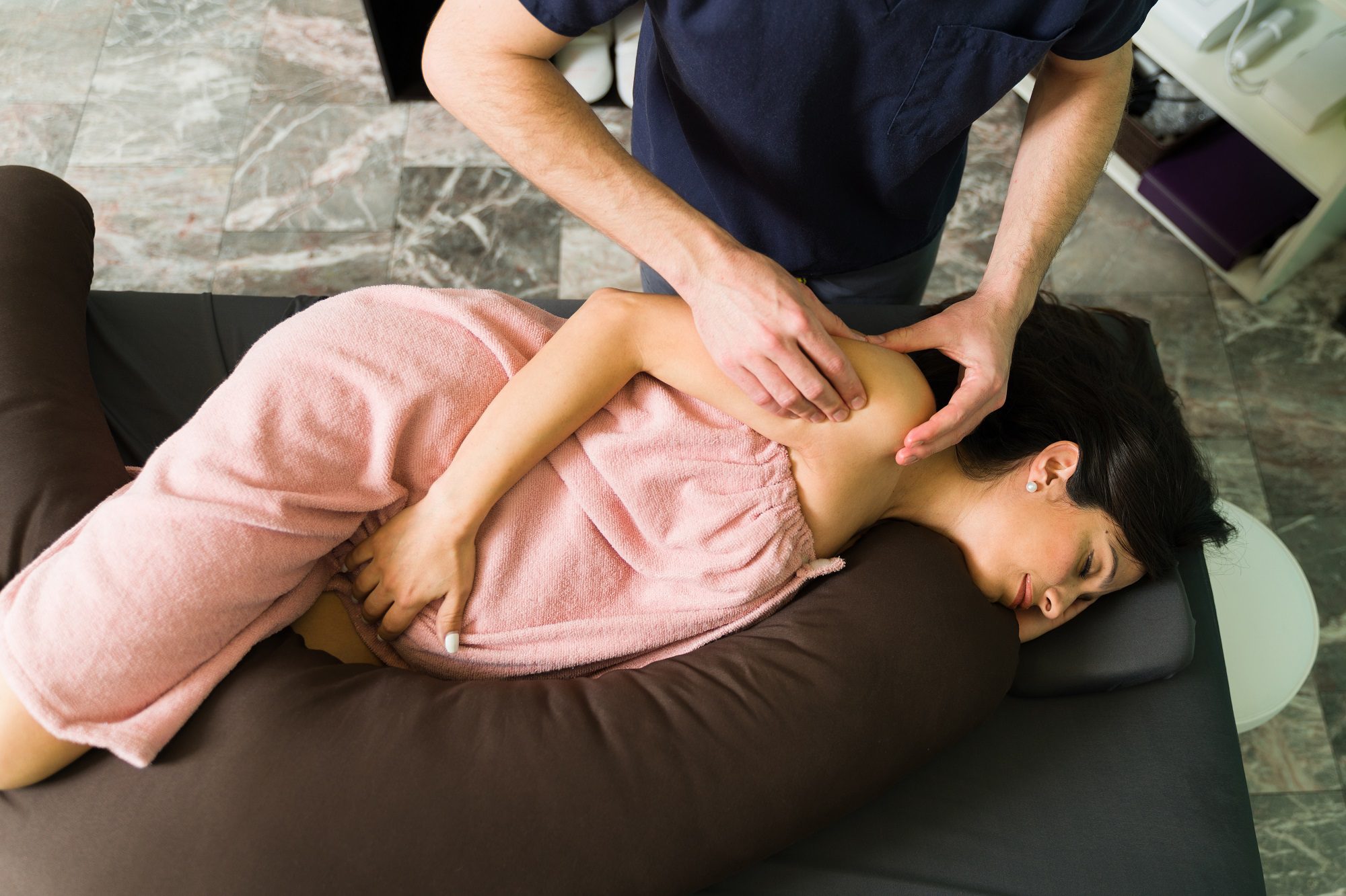 Prenatal massage: what are the benefits and risks?