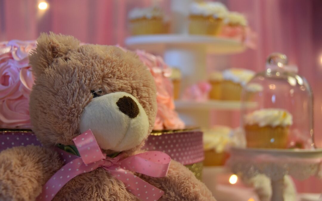 Tips for Baby Showers During Surrogacy