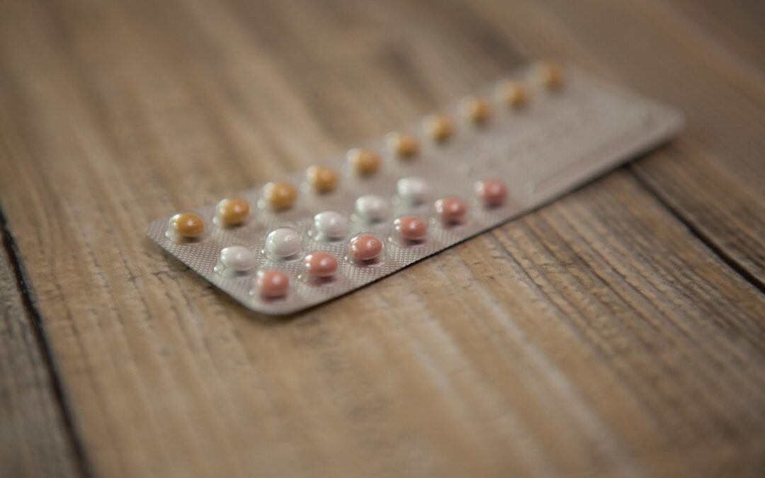 Surrogacy Medications Guide: Protocols, Side Effects, and Self-Care